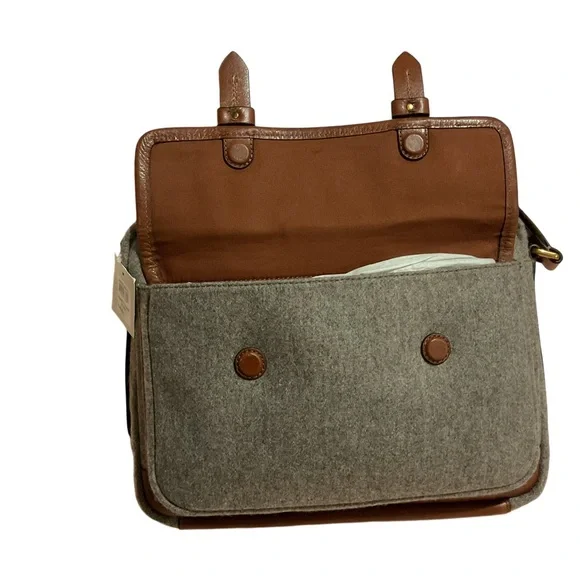 NWT_ Fossil Wool and Leather Messenger Bag - Brown and Brown!